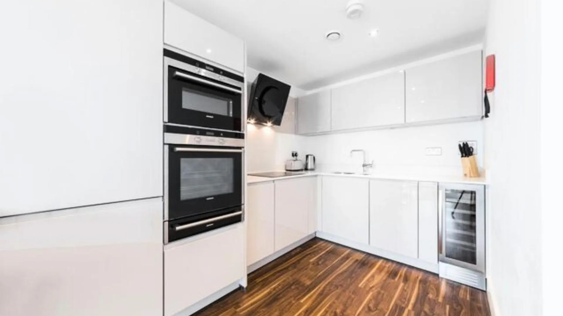 Tower Bridge - Balcony - Ac - Heated Floor - Fast Wifi - Luxurylondonstays United Kingdom