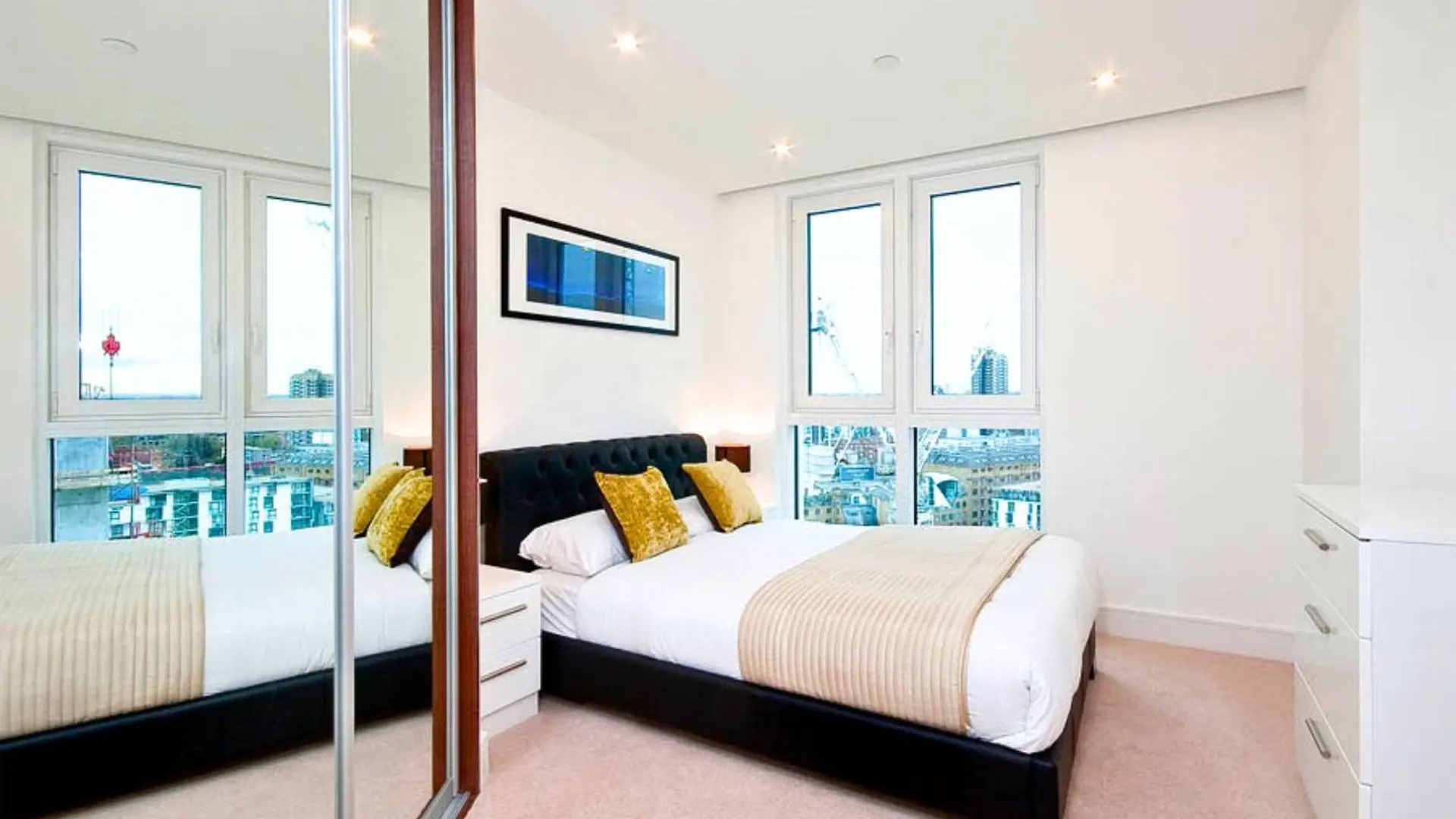Tower Bridge - Balcony - Ac - Heated Floor - Fast Wifi - Luxurylondonstays 0*, London