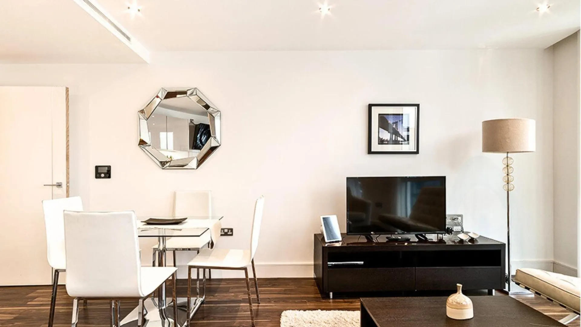 Apartment Tower Bridge - Balcony - Ac - Heated Floor - Fast Wifi - Luxurylondonstays United Kingdom
