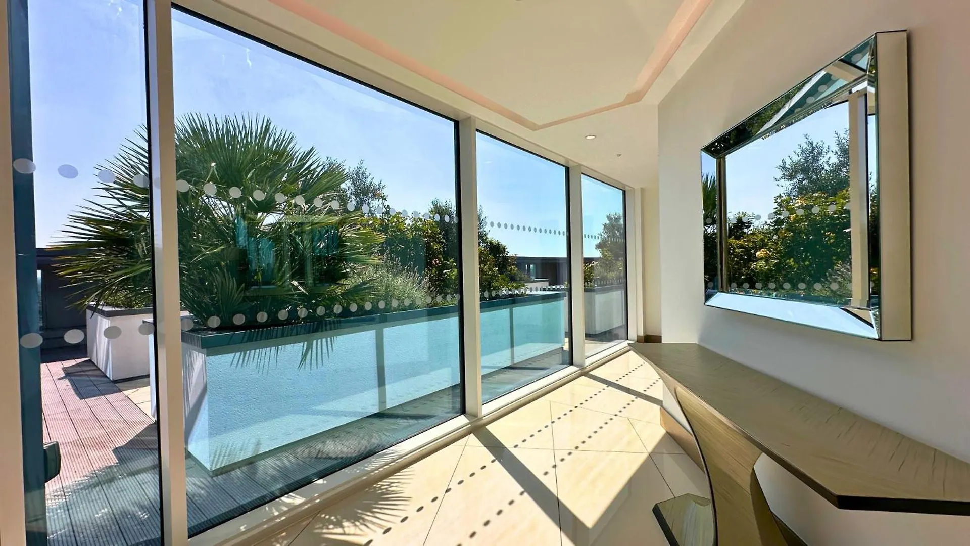 Tower Bridge - Balcony - Ac - Heated Floor - Fast Wifi - Luxurylondonstays 0*, London United Kingdom