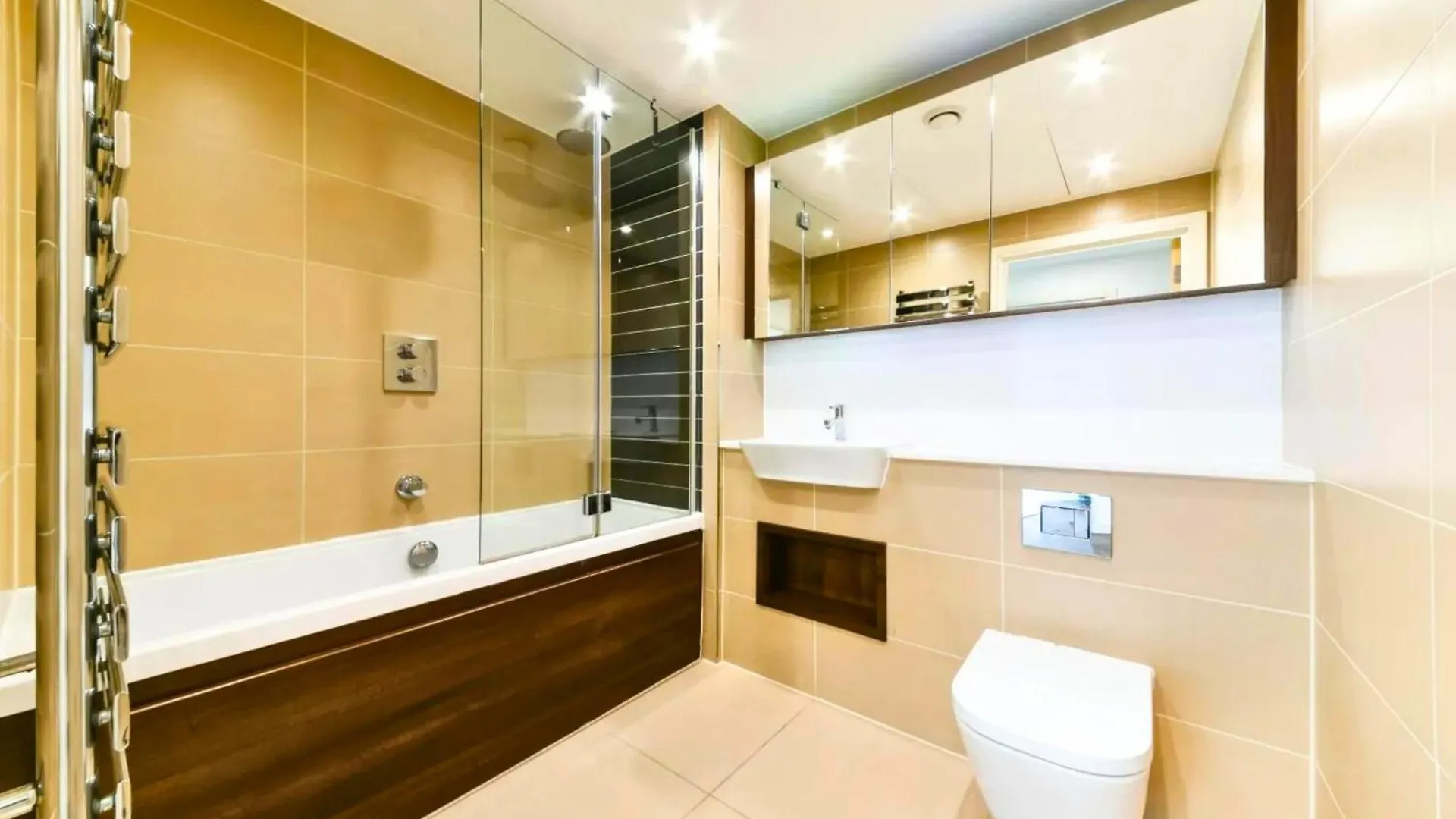 Apartment Tower Bridge - Balcony - Ac - Heated Floor - Fast Wifi - Luxurylondonstays